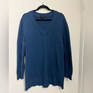LANE BYRANT Deep Blue Veck Sweater